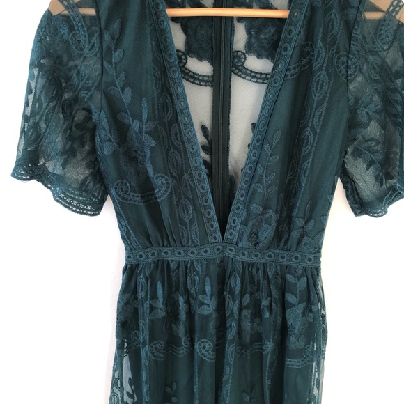 Hunter Green Lace Gown - Picture 3 of 6